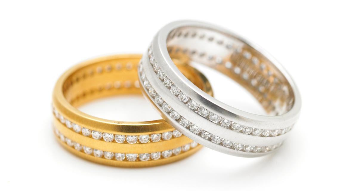 Ask Anna: I didn't care about a wedding ring - so why do I now? 