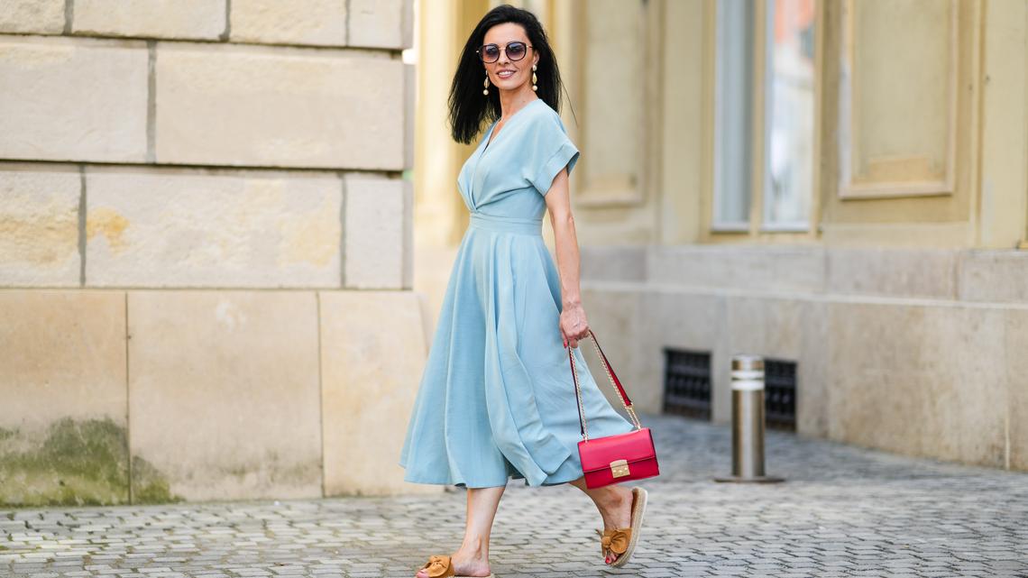 Your Winter-to-Spring Closet Needs These Boutiquey Transitional Dresses 