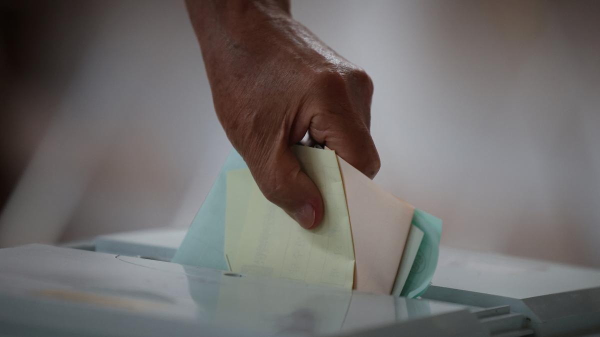 A woman casts her ballots during the local elections at a polling station in Seoul, South Korea, June 3, 2026. REUTERS/Kim Hong-Ji