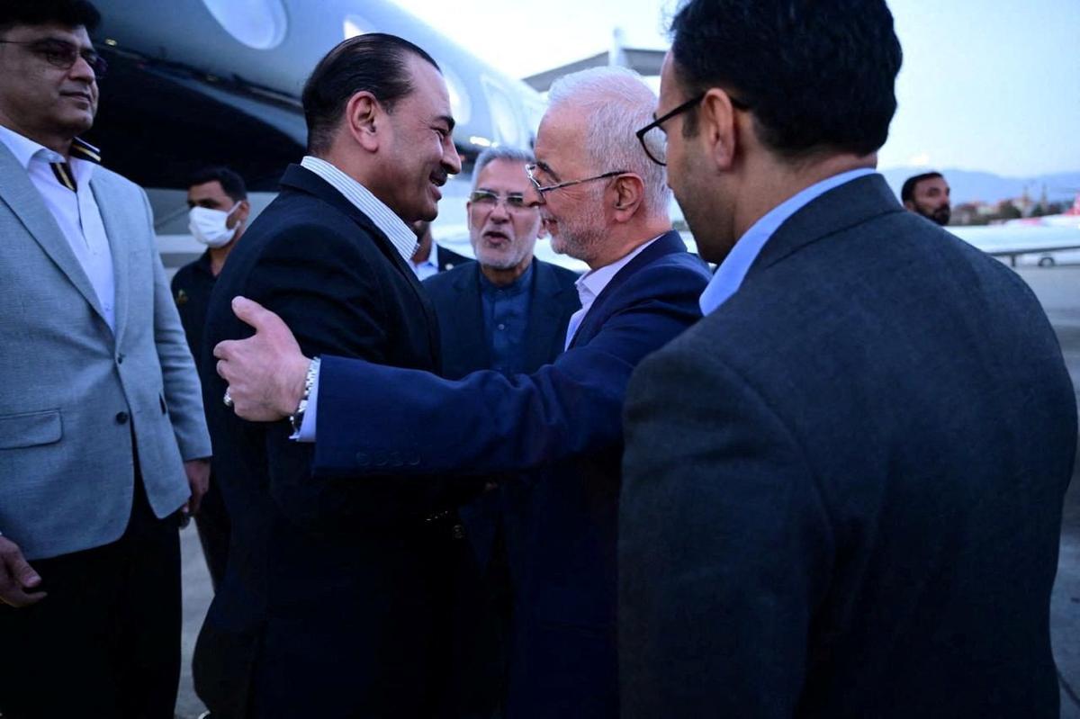 Chief of Defence Forces of Pakistan, Field Marshal Asim Munir is welcomed by Iranian Interior Minister Eskandar Momeni, upon his arrival, as a part of the ongoing mediation efforts between the U.S. and Iran, in Tehran, Iran, May 22, 2026. Inter-Services Public Relations (ISPR)/Handout via REUTERS