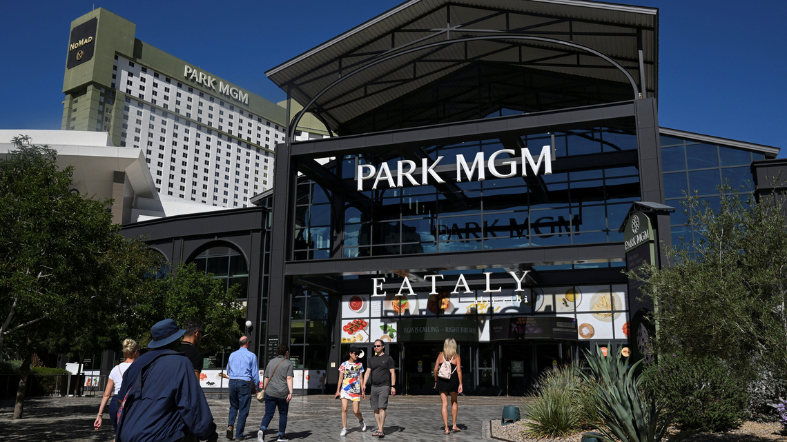Barry Diller's People withdraws bid for MGM Resorts 
