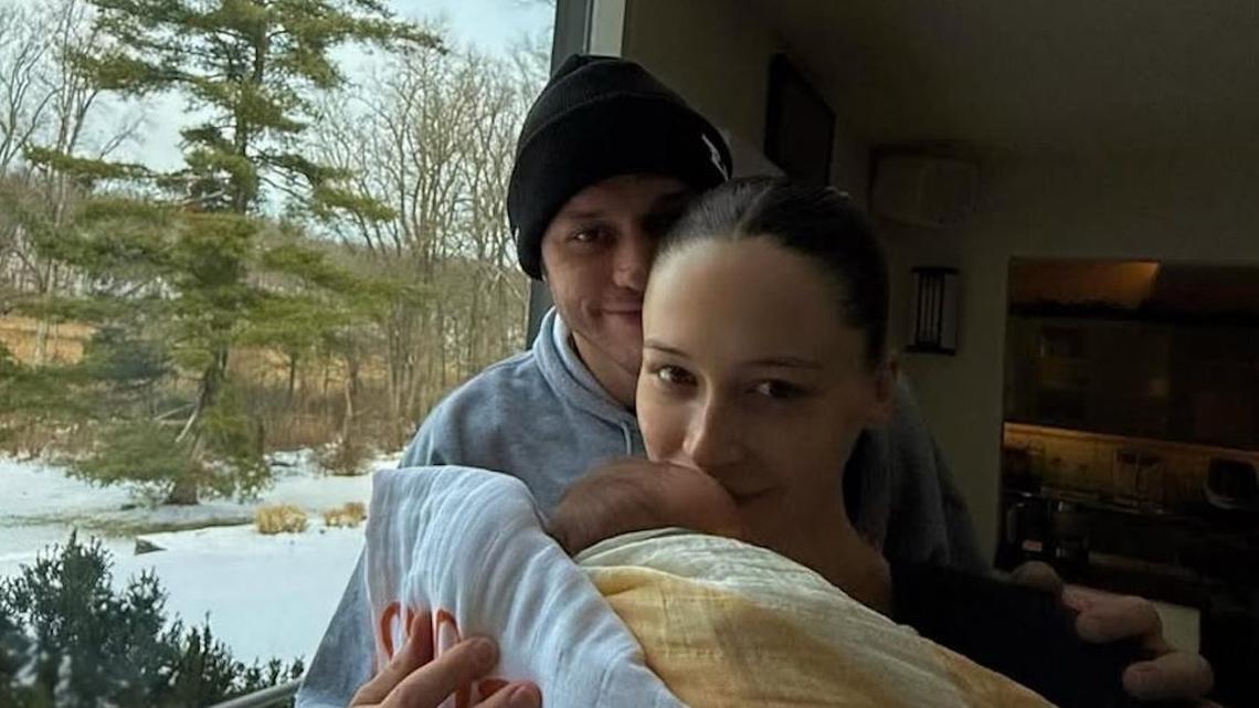 Why Pete Davidson's Girlfriend Elsie Hewitt ‘Hated' Being Pregnant 