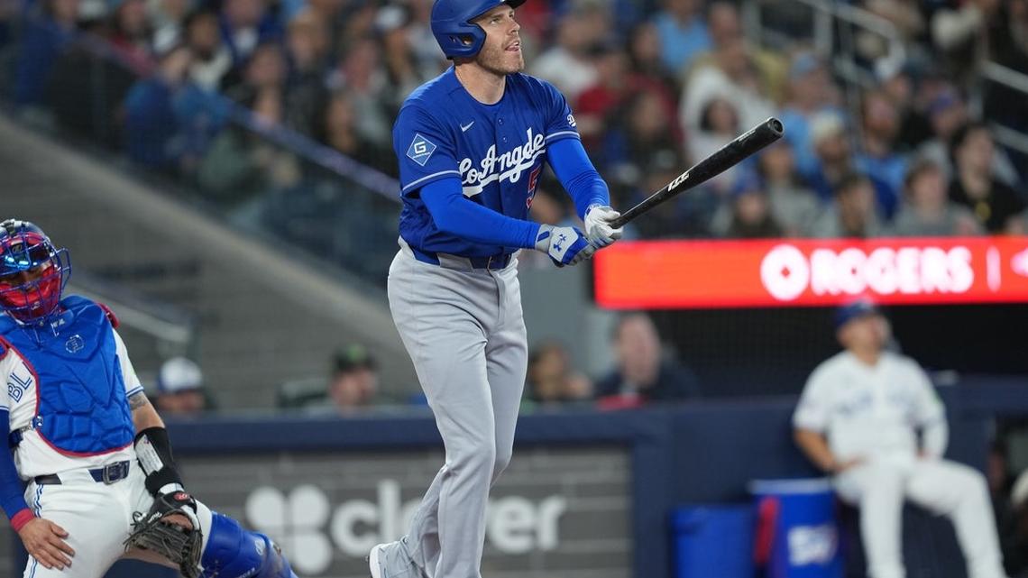 Dodgers (5 HRs) crush Blue Jays in World Series rematch
