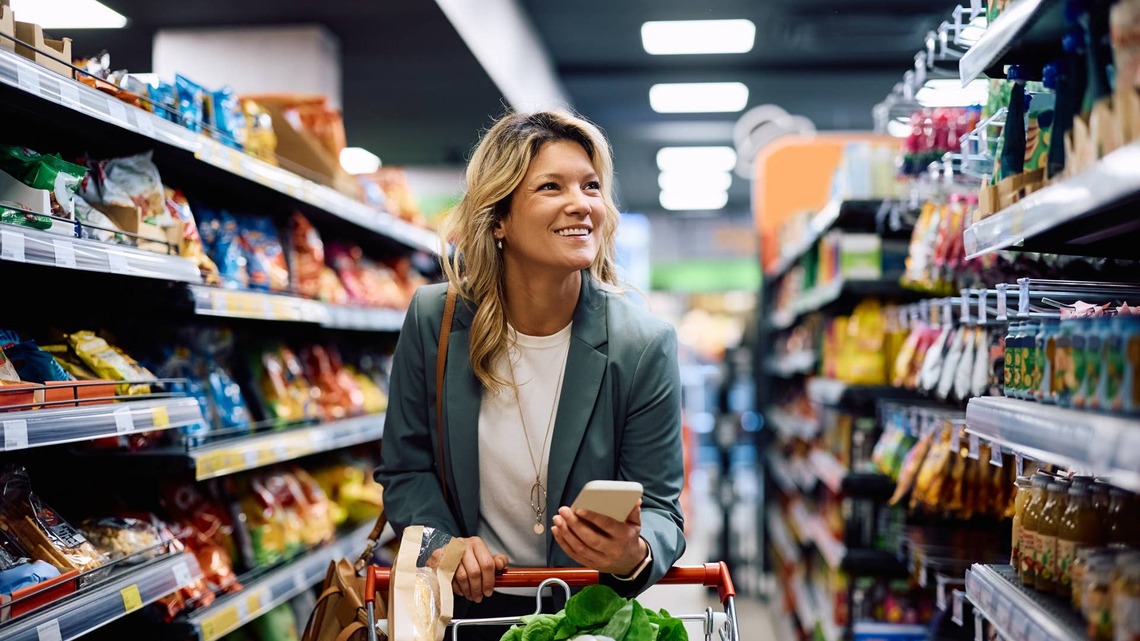 80-year-old grocery chain Grocery Outlet doubles down on treasure-hunt bargains 