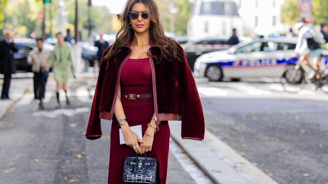 17 Festive and Flattering Holiday Party Dresses Perfect for Women 40+ 