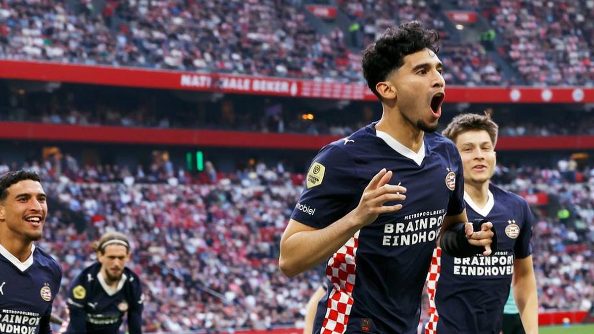  Ricardo Pepi netted his 17th goal across all competitions in a 2–2 draw against Ajax. | Photo Prestige/Soccrates/Getty Images 