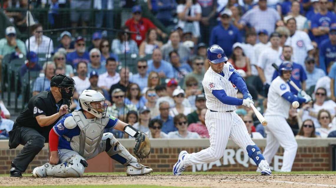 Alex Bregman's 9th-inning HR sparks Cubs comeback over Jays 
