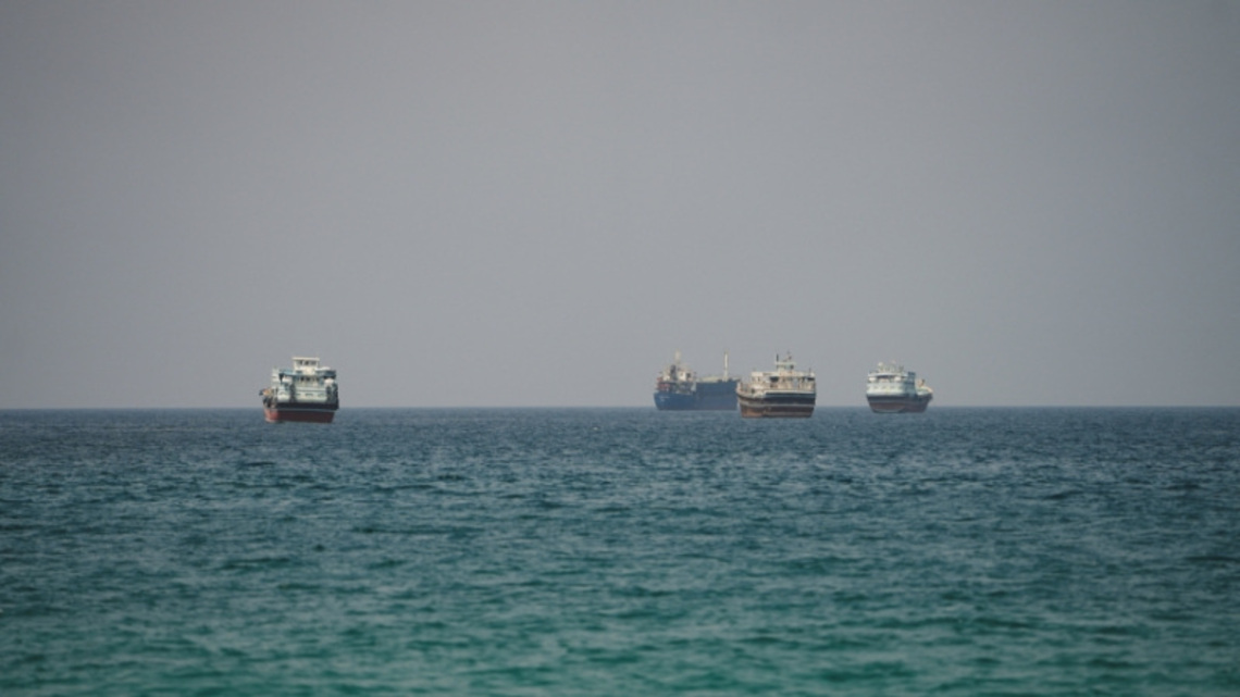 Iran-Oman understanding does not provide for immediate reopening of Strait of Hormuz, Tasnim reports 