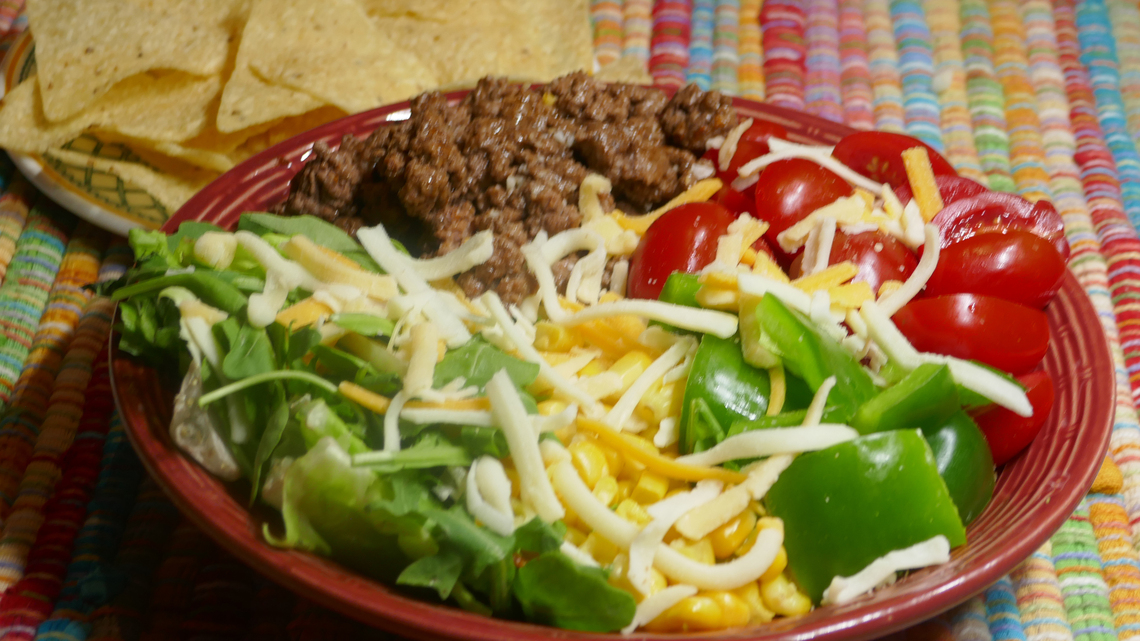 Quick Fix: Beef Taco Salad 