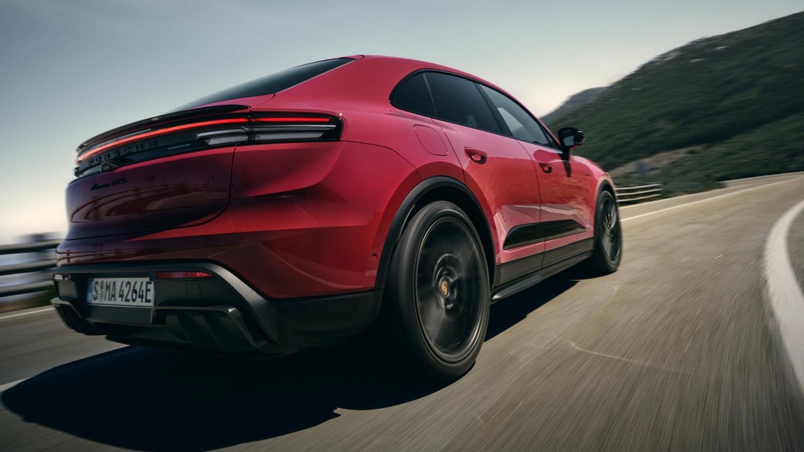 Want A Small SUV With A V6? Prepare To Pay Luxury Money 