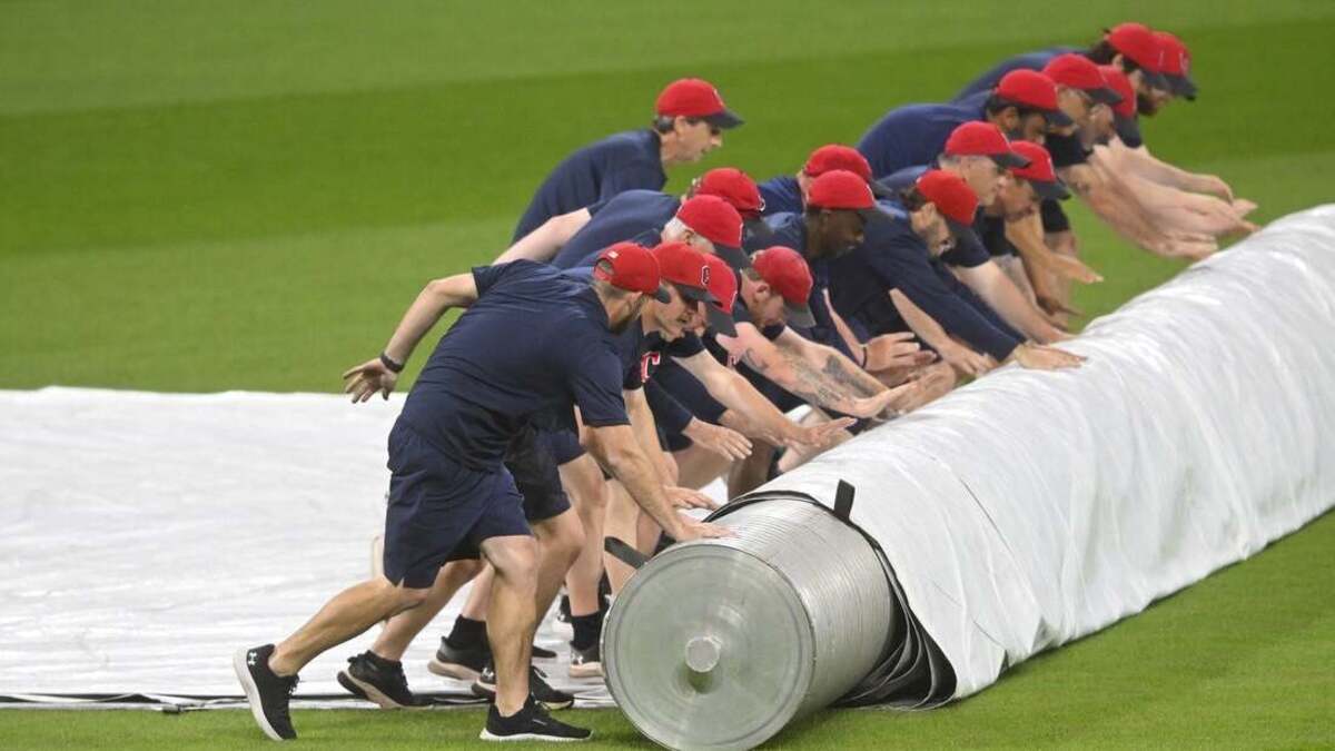MLB adjusts Thursday start times for Championship Series games ...