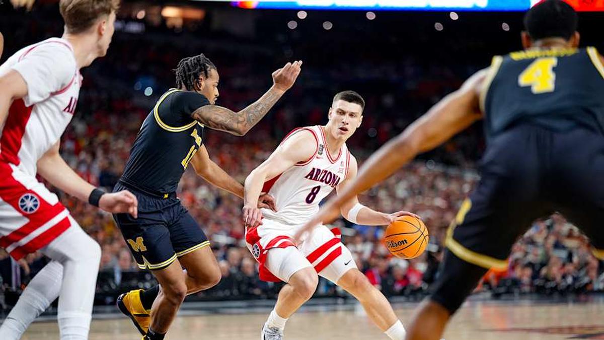  Arizona's Ivan Kharchenkov was one of the EuroLeague players who was granted college eligibility last season. | Erick W. Rasco/Sports Illustrated 