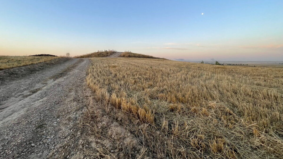 The landscape surrounding the ancient site of Kurd Qaburstan, where UCF-led excavations uncovered evidence of siege warfare, administrative archives and urban life dating back thousands of years. (Kurd Qaburstan Project via SWNS). 