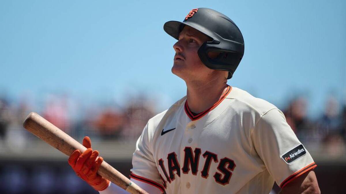  With the Giants struggling and weighed down by several big contracts, Matt Chapman may be on the move soon. | Robert Edwards-Imagn Images 