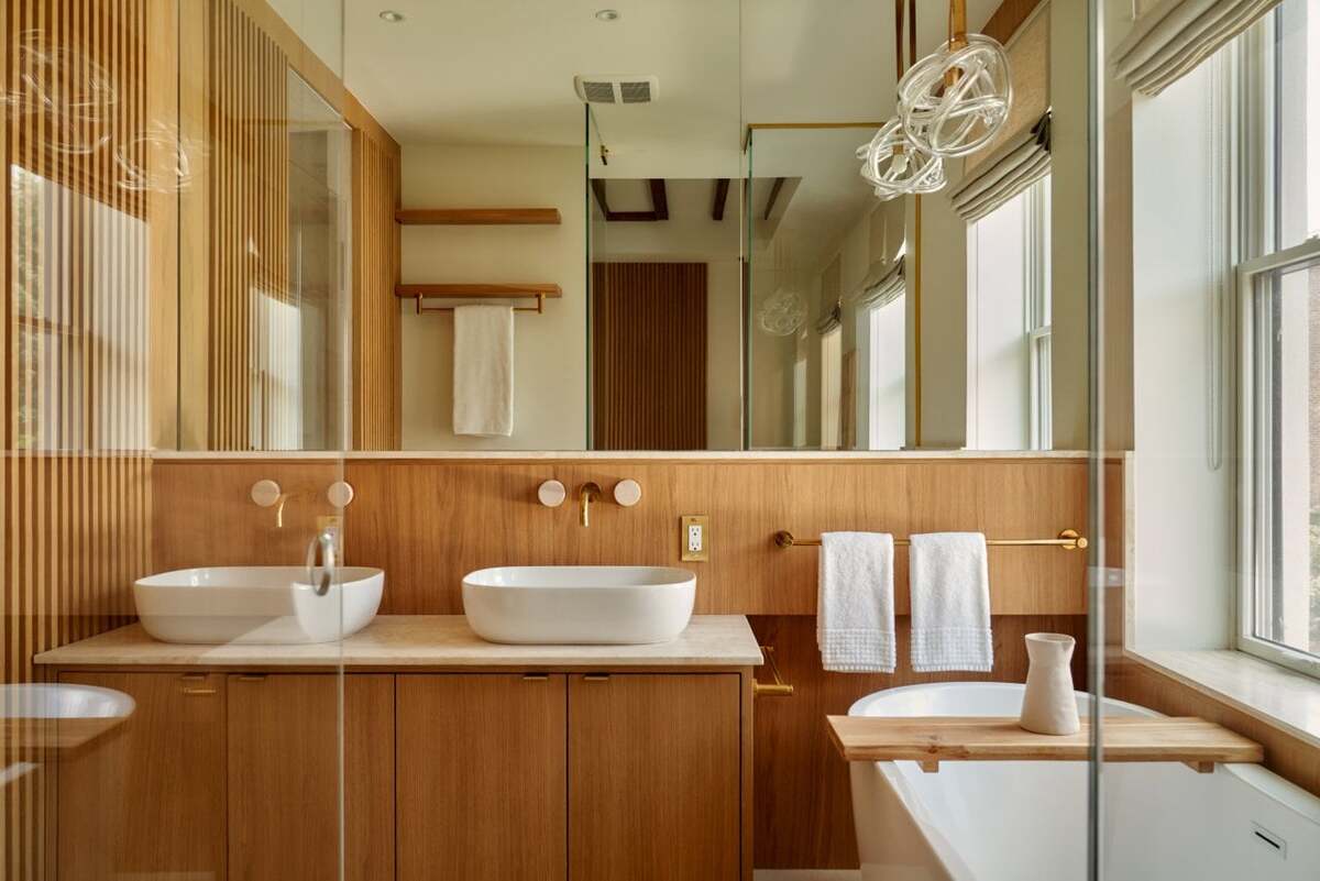  Seth Caplan; design: Claire Hung Design 