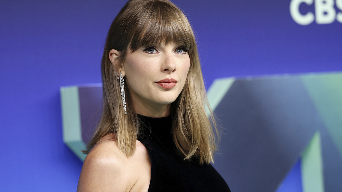 Taylor Swift's Slimming Red Bodysuit Style Is What Woman Over 35 Need 