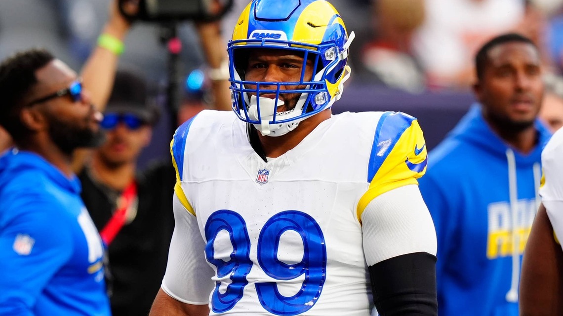 Aaron Donald's Full Friday Practice Has Rams Fans Giddy for a Monday Night Shot at Josh Allen 