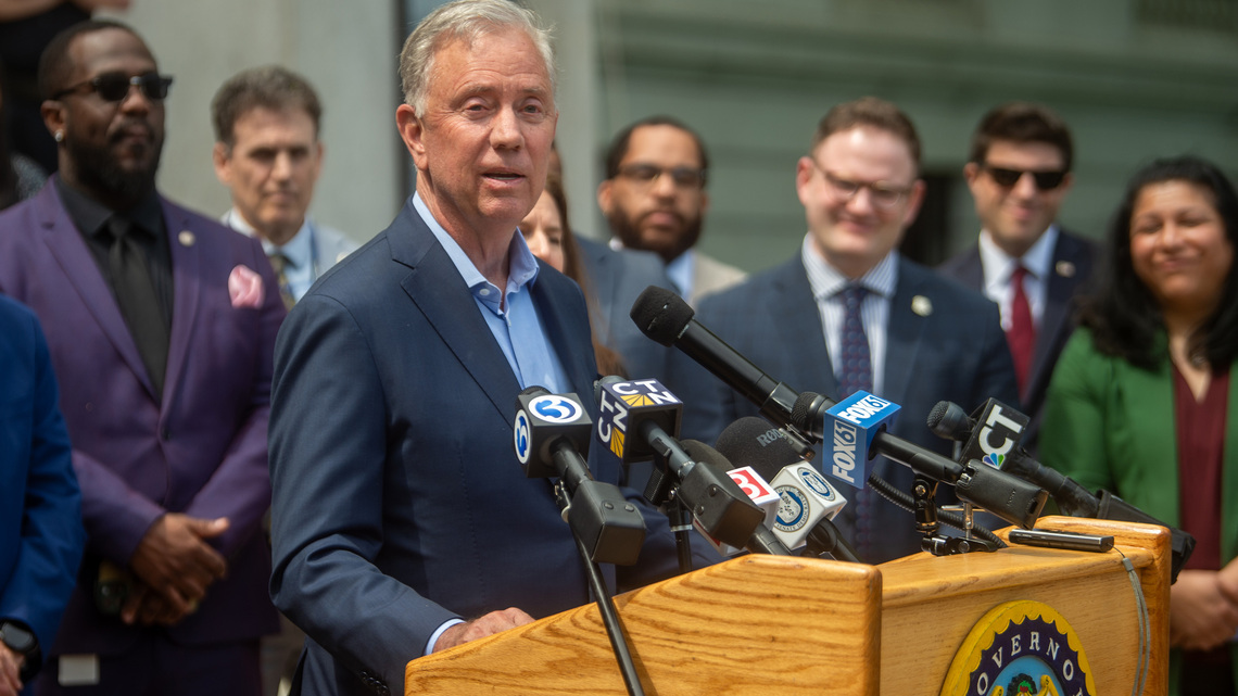 Lamont scores landslide victory over Elliott in CT Democratic primary 
