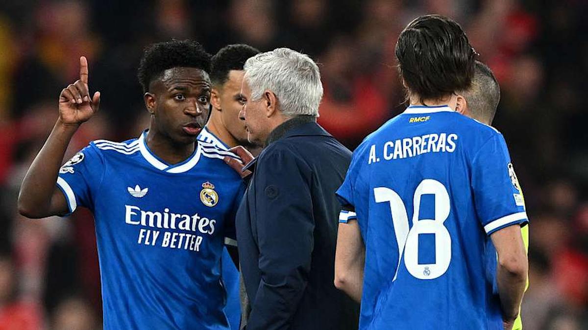  José Mourinho (center) had a poor response to Vinicius Jr's racism allegations. | Octavio Passos/UEFA/Getty Images 