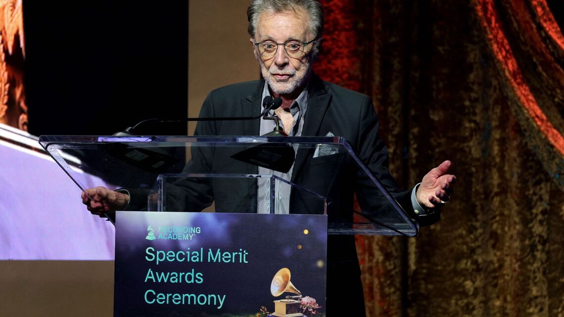 Frankie Valli Addresses Brother's 'False' Comments About Presumed Retirement 