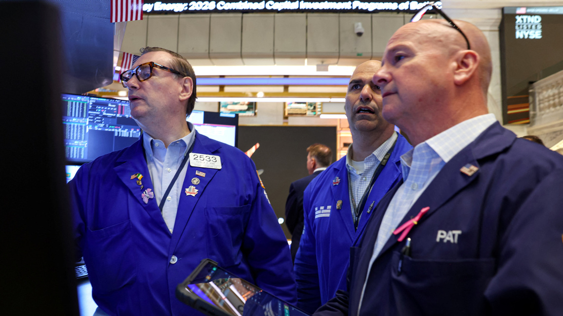 Wall St tepid at open as oil prices, Treasury yields rise