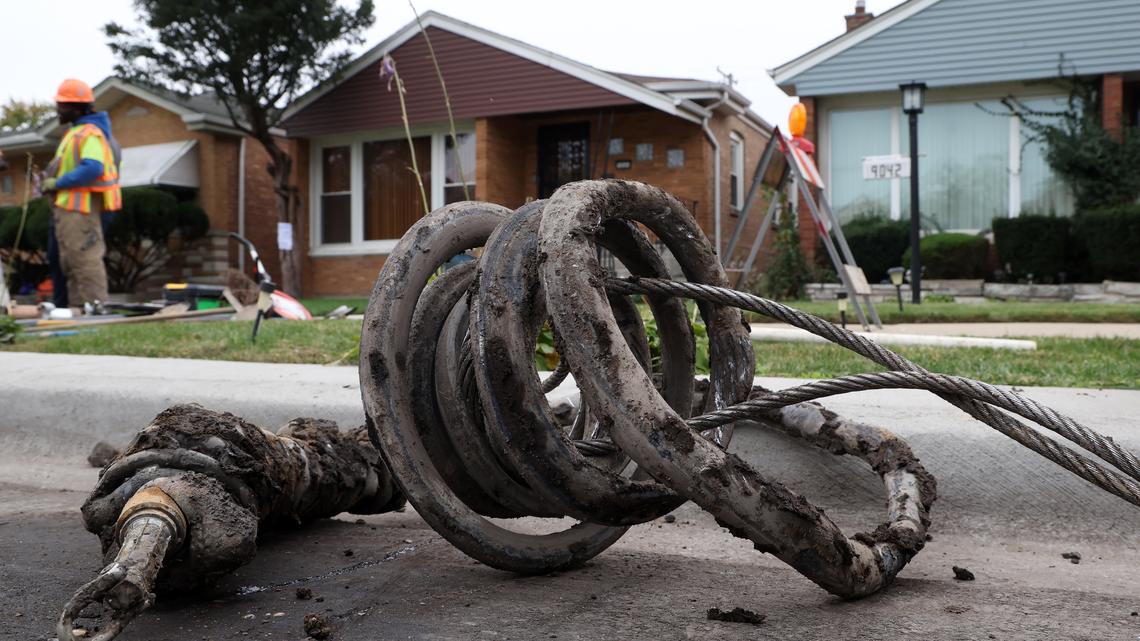 EPA announces $295 million to remove Illinois lead pipes even as Trump moves to roll back clean water protections 