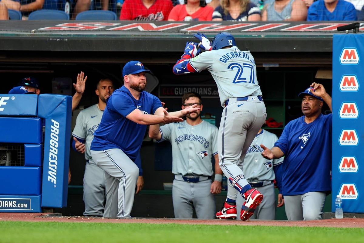  Blue Jays manager John Schneider has stuck by his star first baseman Vladimir Guerrero Jr. despite the slugger's early-season struggles. 