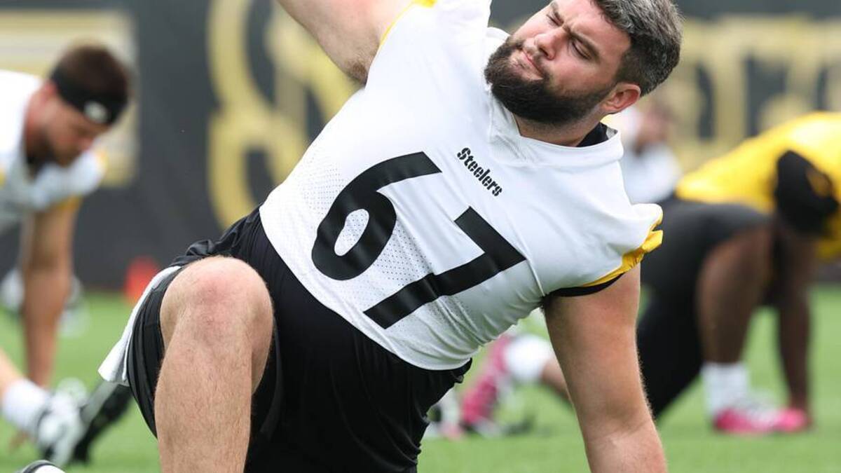  Jun 9, 2026; Pittsburgh, PA, USA; Pittsburgh Steelers offensive guard Brock Hoffman (67) participates in drills during Minicamp at UPMC Rooney Sports Complex. Mandatory Credit: Charles LeClaire-Imagn Images | Charles LeClaire-Imagn Images 