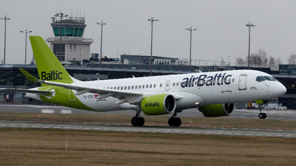Exclusive-AirBaltic in talks with unions to cut workers amid restructuring, CEO says 
