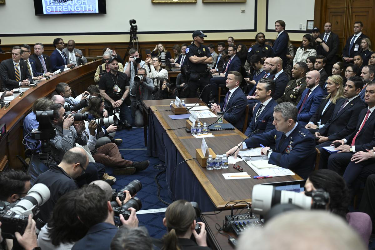 Gen. Dan Caine, right, chairman of the Joint Chiefs of Staff and Defense Secretary Pete Hegseth arrive to testify before a House Armed Services Committee hearing on the Department of Defense's budget request on Capitol Hill in Washington, on Wednesday, April 29, 2026. (Kenny Holston/The New York Times)