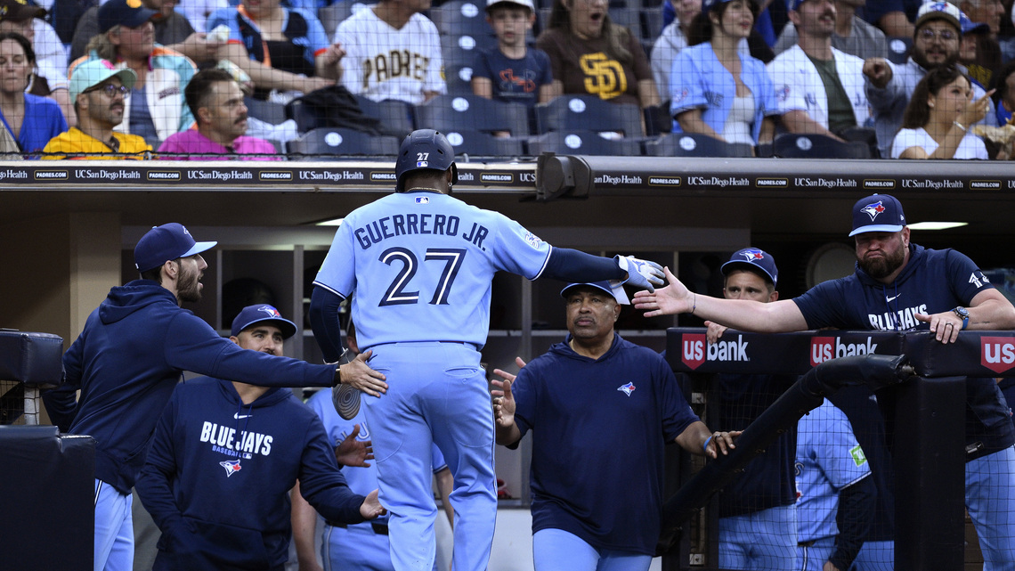 Padres lose early lead, fall in series opener to Blue Jays
