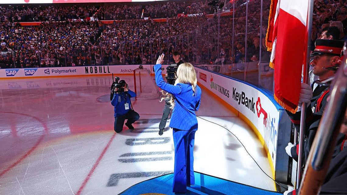 National Anthem Singer's Technical Issue Leads to Cool Moment During NHL Game 