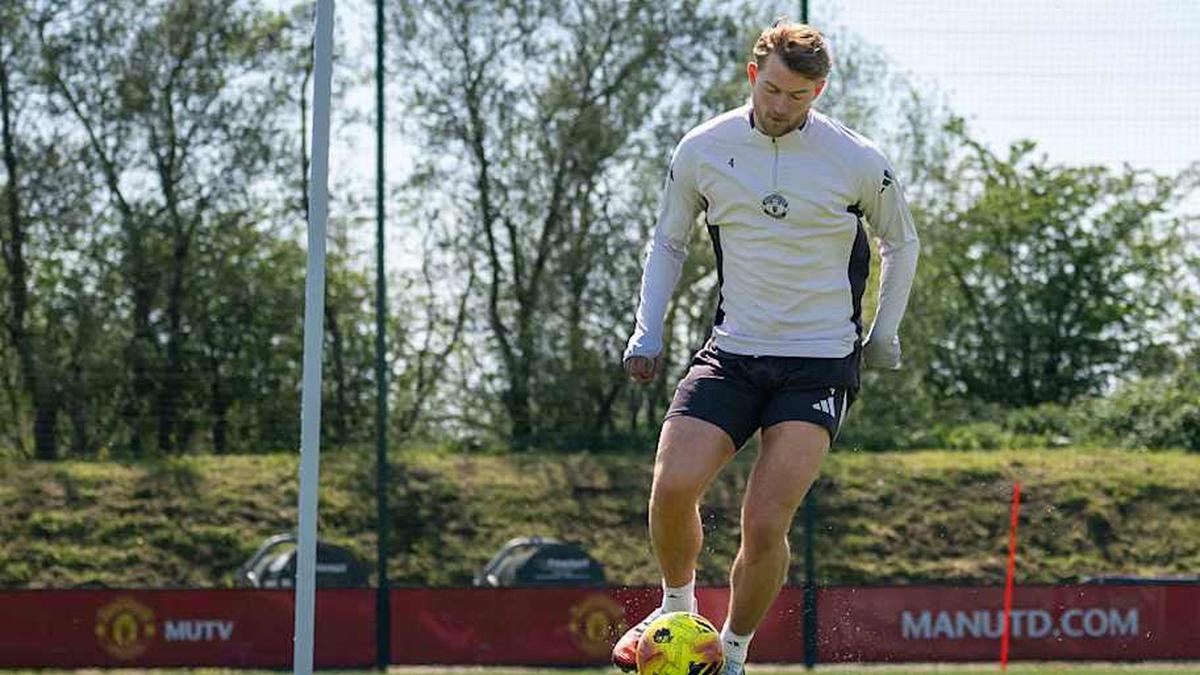  De Ligt may not play again this season. | Ash Donelon/Manchester United/Getty Images 