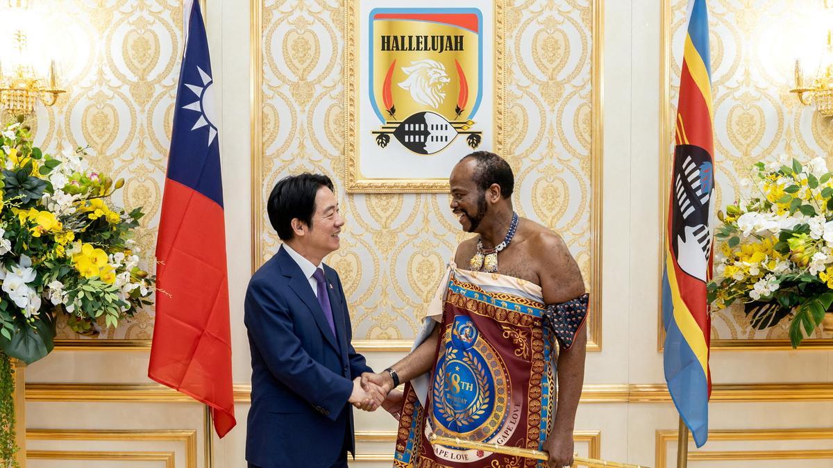 Taiwanese President Lai Ching-te shakes hands with King Mswati III, the King of Eswatini, at Mandvulo Grand Hall near Manzini, Eswatini, May 2, 2026. Taiwan Presidential Office/Handout via REUTERS