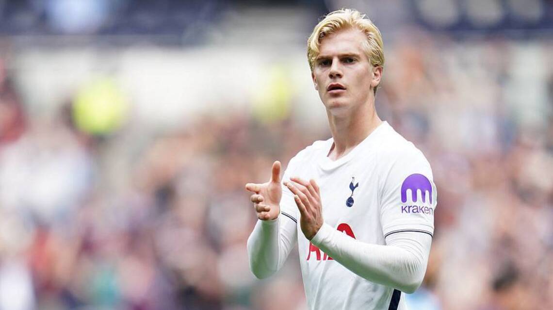 The Best Young Central Midfielders to Sign in EA FC 27 Career Mode-Ranked