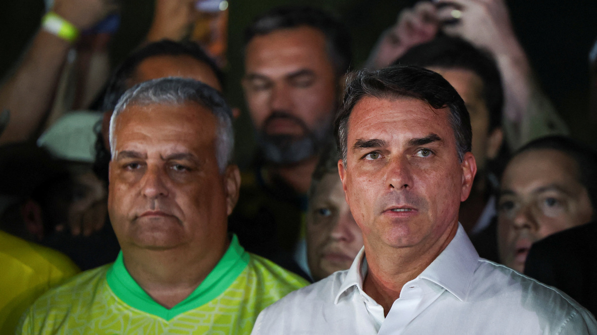 Flavio Bolsonaro says Brazil federal police asked for his passports ...