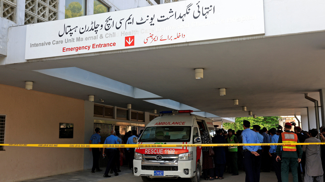 At least 14 infants killed in Islamabad hospital fire 