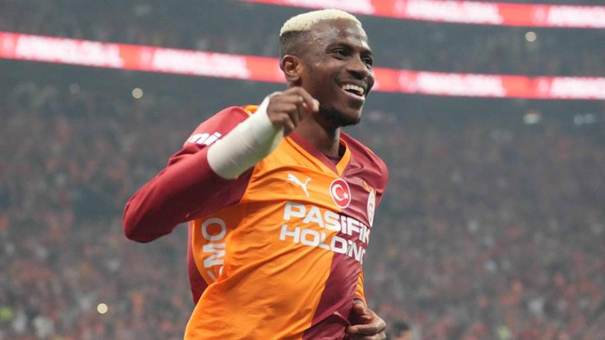  Victor Osimhen is a long-time target for Chelsea. | Seskim Photo/MB Media/Getty Images 