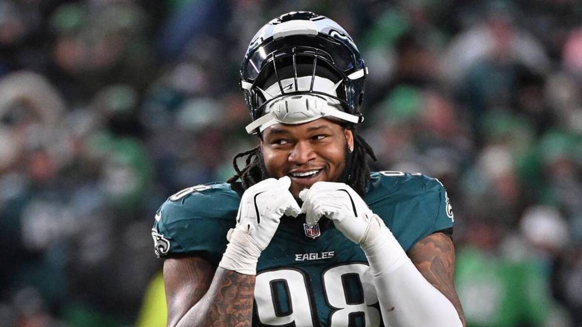  Jan 11, 2026; Philadelphia, PA, USA; Philadelphia Eagles defensive tackle Jalen Carter (98) against the San Francisco 49ers in an NFC Wild Card Round game at Lincoln Financial Field. Mandatory Credit: Eric Hartline-Imagn Images | Eric Hartline-Imagn Images 