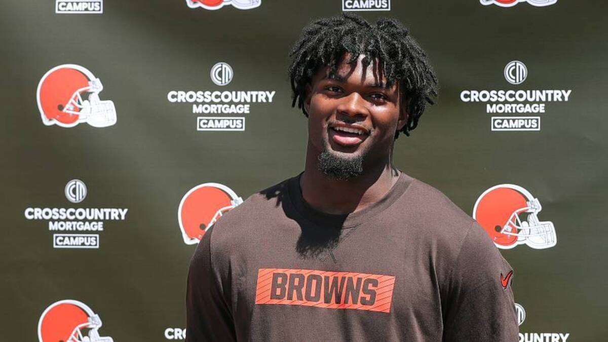  Canton McKinley grad Cleveland Browns tight end Harold Fannin Jr. (88) fields questions during a press conference before NFL rookie minicamp at the Cleveland Browns training facility on Friday, May 9, 2025, in Berea, Ohio. | USA TODAY Network via Reuters Connect 