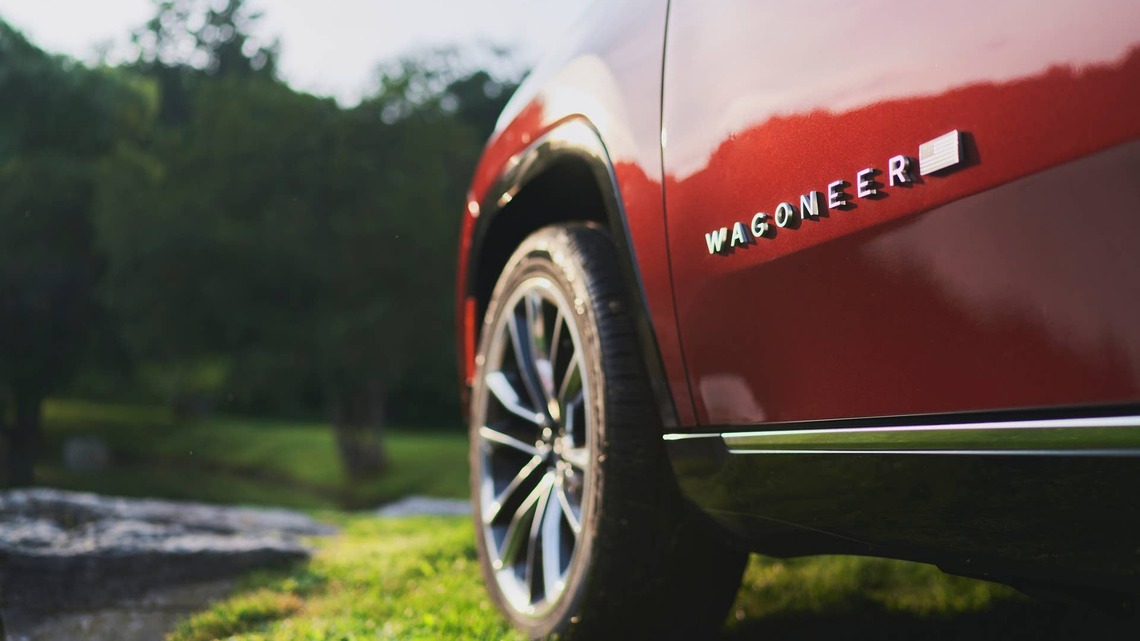 Jeep Recalls Nearly 202,000 SUVs Because Tire Warning May Fail 