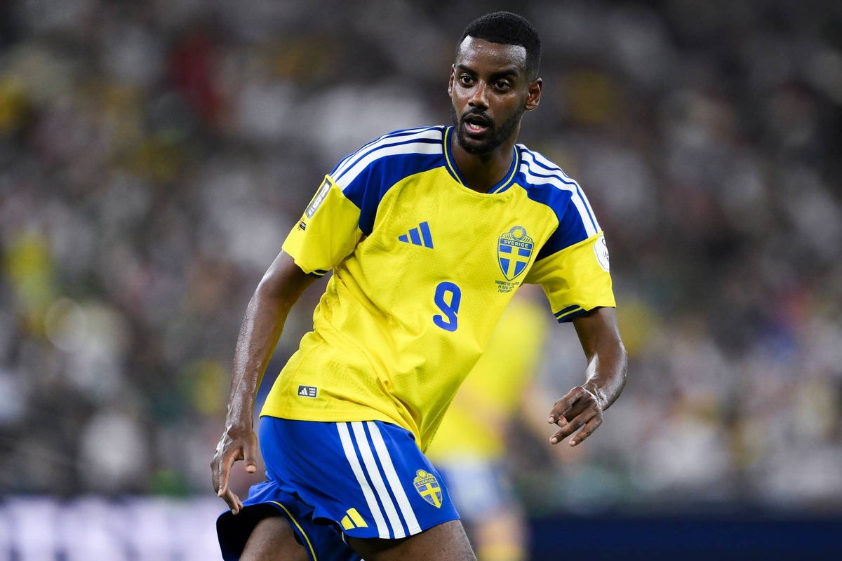  Alexander Isak #9 of Sweden looks on during the FIFA World Cup 2026 Group F match between Sweden and Tunisia at Monterrey Stadium on June 14, 2026 in Guadalupe, Mexico. (Photo by David Ramos/Getty Images) Photo by David Ramos/Getty Images