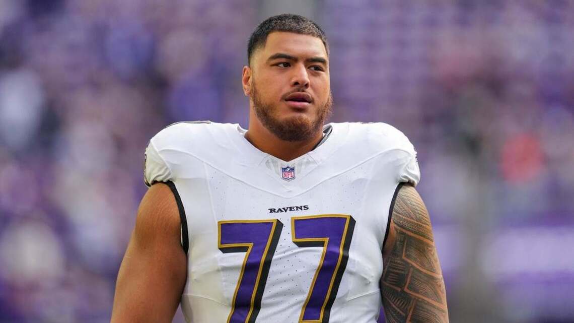 Jaguars acquire G Daniel Faalele from Giants