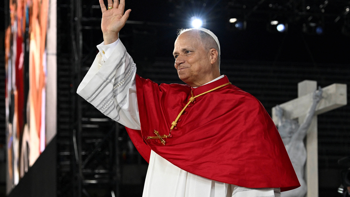 Pope Leo puts focus on prisoners in first papal visit to a Spanish jail 