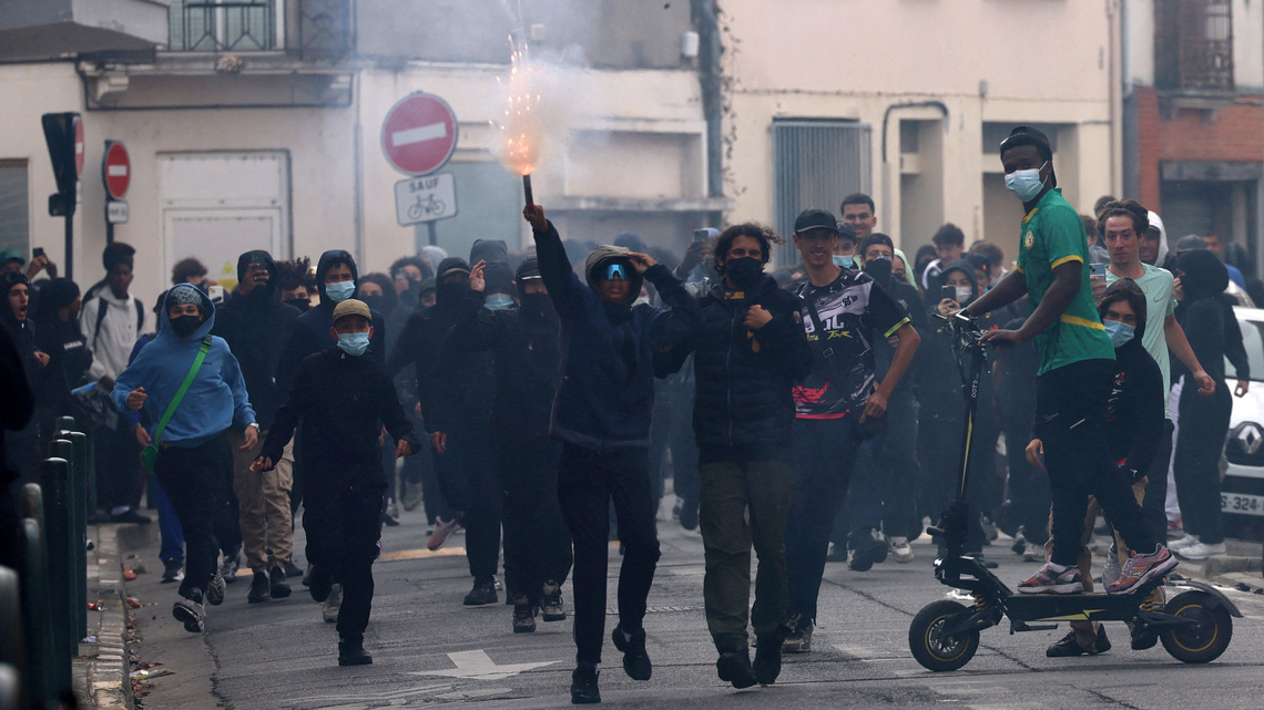 Paris police chief says student protest movement out of control, urges peaceful action 