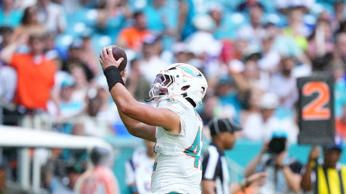 Miami Dolphins Training Camp Practice 15 Observations: Rough Day on Offense, Woodard Shines Again