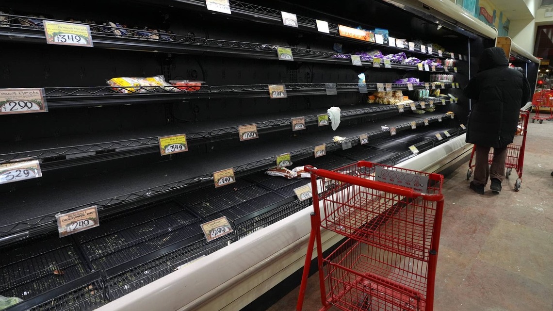 Mariano's resumes grocery store closures after monthslong pause 