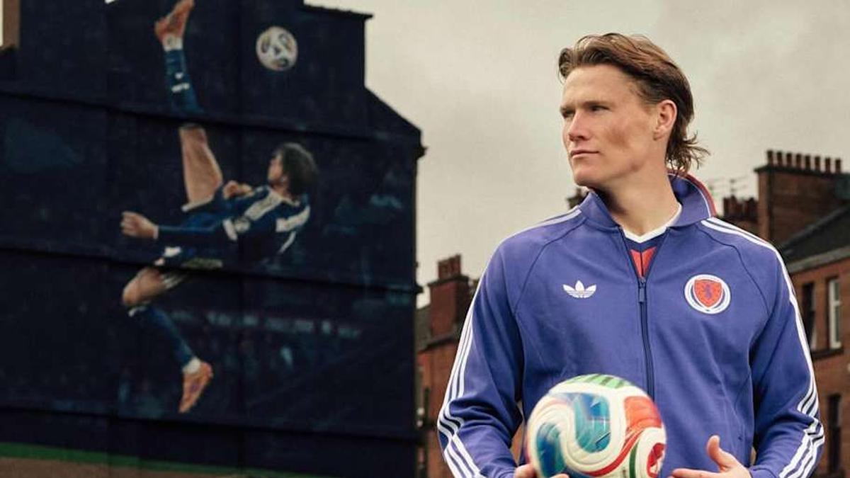  McTominay's mural is impressive. | adidas 