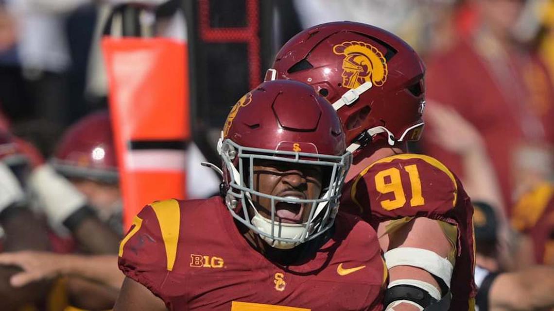  Oct 12, 2024; Los Angeles, California, USA; USC Trojans safety Kamari Ramsey (7) reacts after a play in the second half against the Penn State Nittany Lions at United Airlines Field at Los Angeles Memorial Coliseum. | Jayne Kamin-Oncea-Imagn Images 