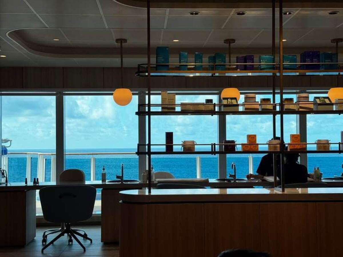  One of the best parts of my spa experience, relaxing during a pedicure while watching the ocean pass by. Photo credit: Emily Molina 